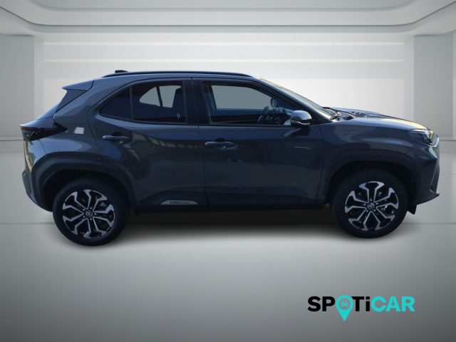 Toyota Yaris Cross 1.5H (130 CV) Trend E-CVT - foto 4 di 4