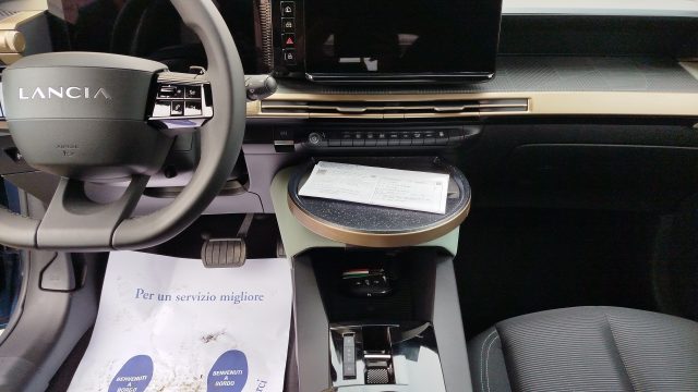 Lancia Ypsilon Hybrid e-DCT, del 2025, in vendita a Bologna (BO)