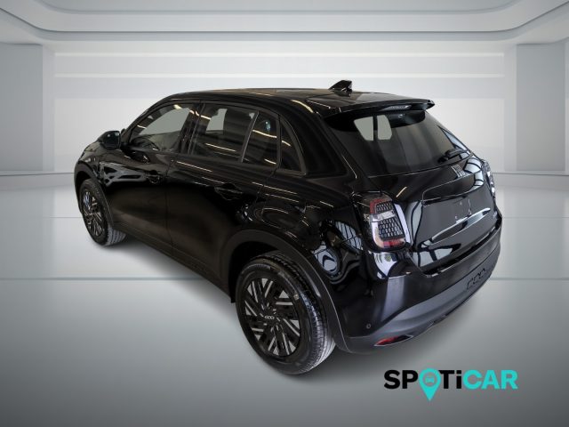 Fiat 600 Hybrid 110 CV DCT MHEV Pop - foto 2 di 4