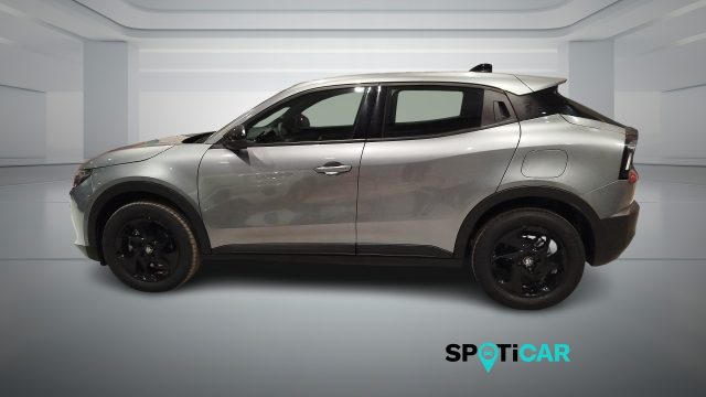 Alfa Romeo Junior 1.2 145 CV Hybrid eDCT6 - foto 3 di 4