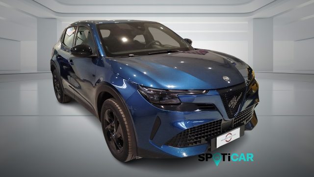 Alfa Romeo Junior 1.2 145 CV Hybrid eDCT6 - foto 2 di 4