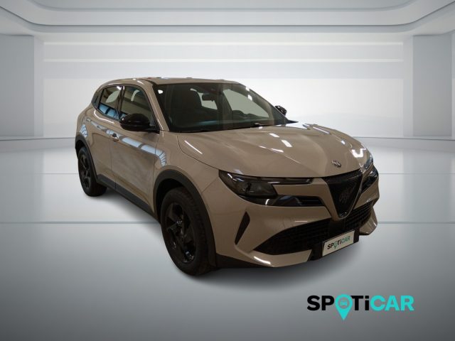Alfa Romeo Junior 1.2 145 CV Hybrid eDCT6 - foto 3 di 4