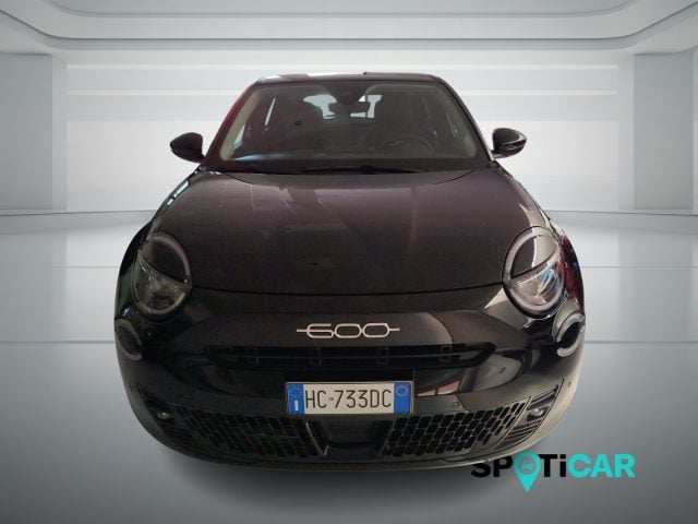Fiat 600 Hybrid 110 CV DCT MHEV Icon - foto 2 di 4
