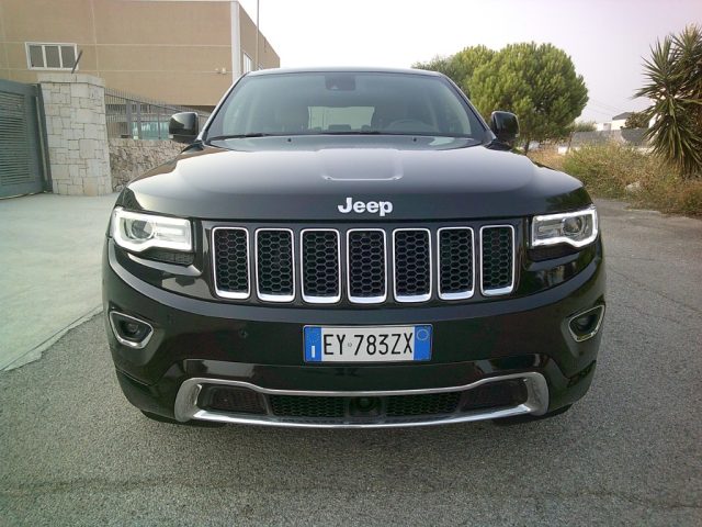 Jeep Grand Cherokee 3.0 V6 CRD 250 CV Multijet II Overland - foto 2 di 4