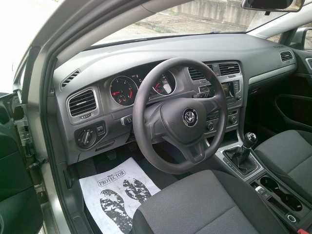 Volkswagen Golf 1.6 TDI 90 CV 5p. Trendline BlueMotion Technology - foto 4 di 4