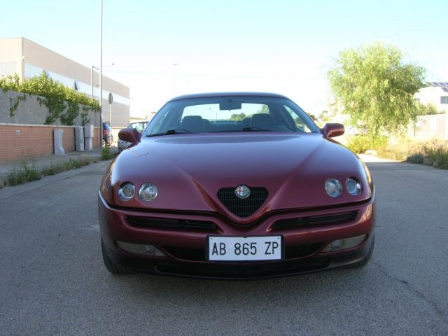 Alfa Romeo GTV 2.0i 16V Twin Spark cat L - foto 2 di 20