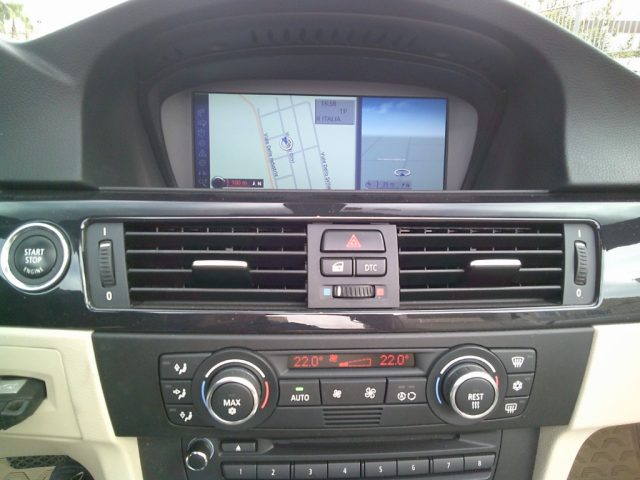 BMW 325 d Cabrio Futura KM 100600 usato a MONTEMESOLA