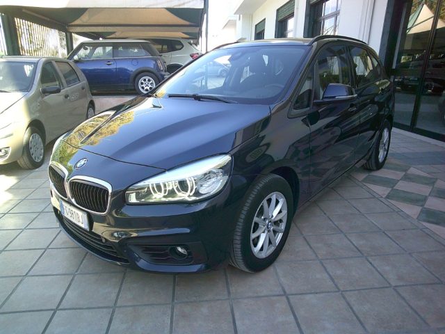 BMW 216 d Active Tourer Sport-Line usato a MONTEMESOLA