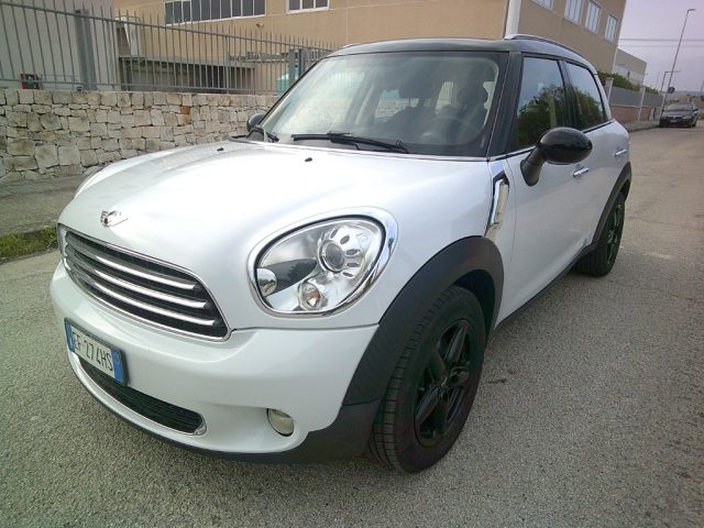 MINI Countryman Mini Cooper D Countryman usato a MONTEMESOLA