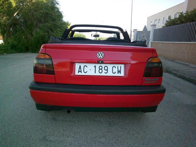 Volkswagen Golf Cabriolet Avantgarde STORICA 30 ANNI, del 1995, 144.000 km, in vendita a Montemesola (TA)