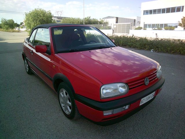Volkswagen Golf Cabriolet Avantgarde STORICA 30 ANNI usato a MONTEMESOLA