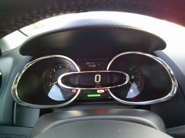 Renault Clio 1.5 dCi 8V 75CV 5 porte R LINK, del 2013, 229.000 km, in vendita a Montemesola (TA)