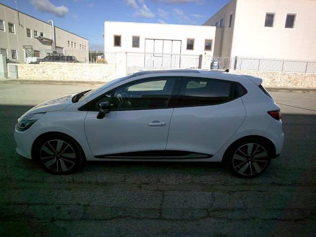 Renault Clio 1.5 dCi 8V 75CV 5 porte R LINK, del 2013, 229.000 km, in vendita a Montemesola (TA)