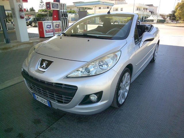 Peugeot 207 1.6 8V HDi 112CV CC Allure usato a MONTEMESOLA
