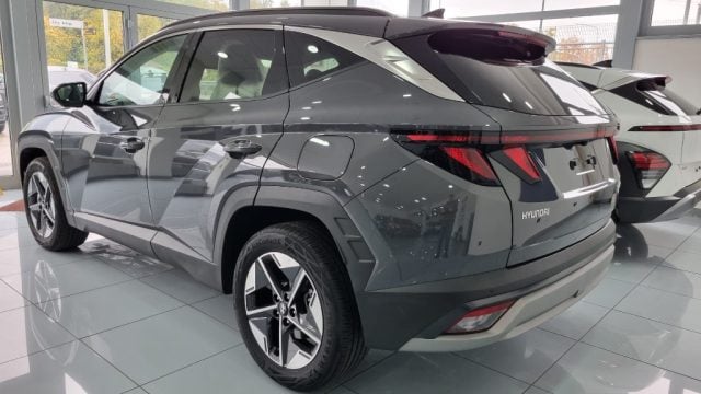 Hyundai TUCSON 1.6 T-GDI 48V Business - foto 3 di 4