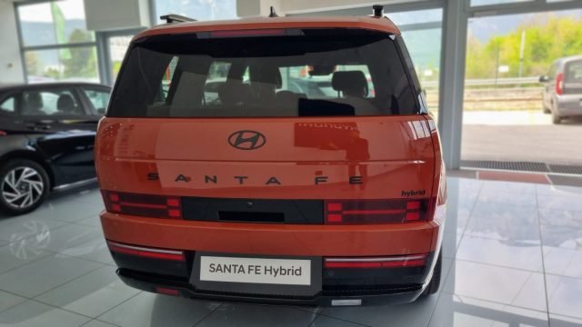 Hyundai SANTA FE 1.6 T-GDi HEV 4WD AT 5 posti XClass Cal.pack - foto 3 di 4