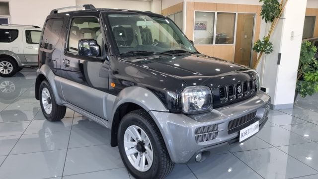 Suzuki Jimny 1.3i 4WD - foto 2 di 4