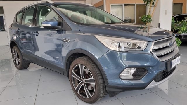 Ford Kuga 2.0 TDCI 4WD AUTOMATICA - foto 2 di 4