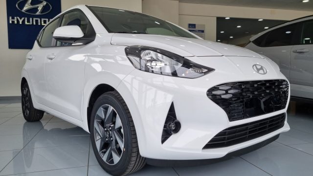 Hyundai i10 1.0 MPI Connectline - foto 2 di 4