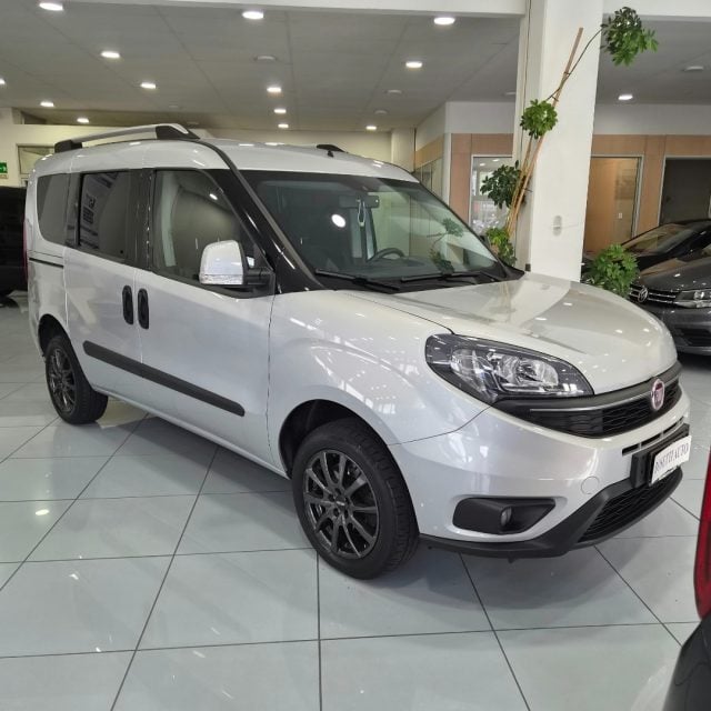 Fiat Doblo Doblò 1.4 T-Jet 16V Lounge - foto 2 di 4