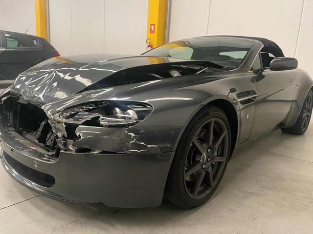 Aston Martin V8 Vantage Roadster Sportshift usato a BOZZOLO