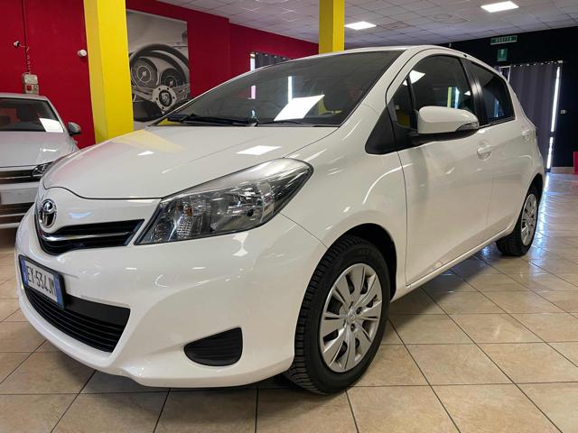 Toyota Yaris 1.0 5 porte 2 POSTI VAN *AUTOCARRO* usato a BOZZOLO