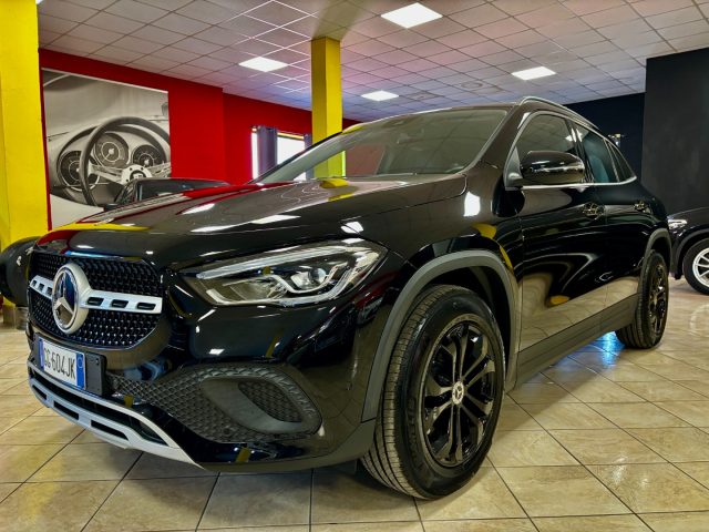 Mercedes-Benz GLA 200 d Automatic Sport UNIPRO - NIGHT BLACK EDITION usato a BOZZOLO