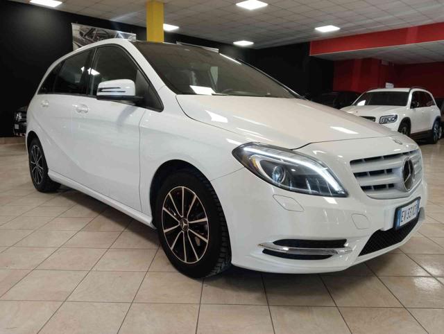 Mercedes-Benz B 180 CDI Premium ** TETTO PANOR. ** - foto 3 di 4