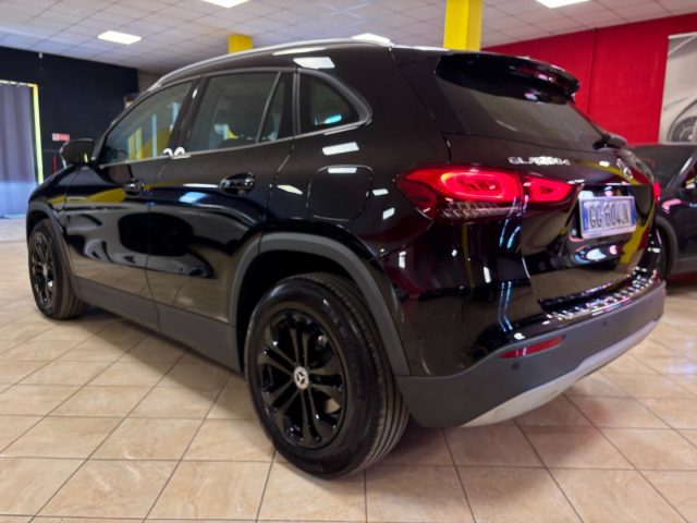 Mercedes-Benz GLA 200 d Automatic Sport UNIPRO - NIGHT BLACK EDITION - foto 4 di 4
