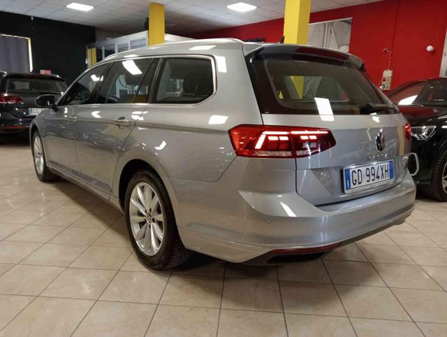 Volkswagen Passat Variant 2.0 TDI SCR EVO DSG ** KM CERTIF. VOLKS ** - foto 4 di 4