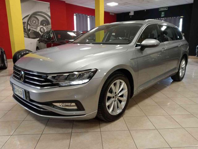 Volkswagen Passat Variant 2.0 TDI SCR EVO DSG ** KM CERTIF. VOLKS ** usato a BOZZOLO