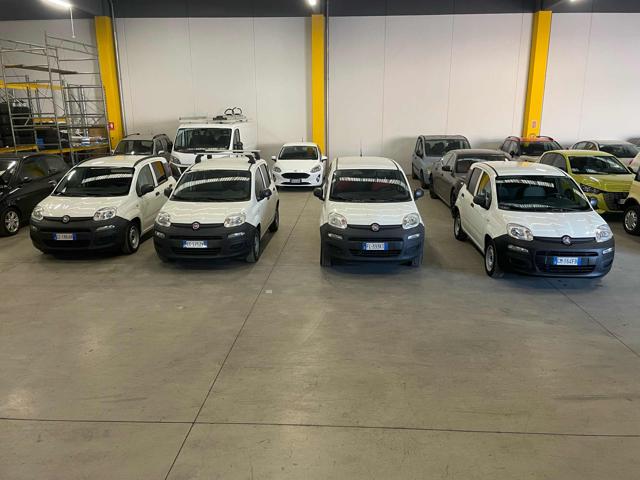 Fiat Panda 1.0 S&S Hybrid Van 2 posti - foto 2 di 4