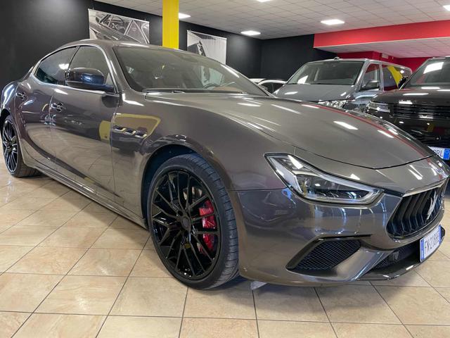 Maserati Ghibli V6 Gransport*TETTO/CARBONIO/PELLE* usato a BOZZOLO