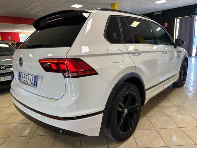 Volkswagen Tiguan 2.0 TDI R-LINE *DSG/VIRTUAL/XENO/LED* - foto 4 di 4