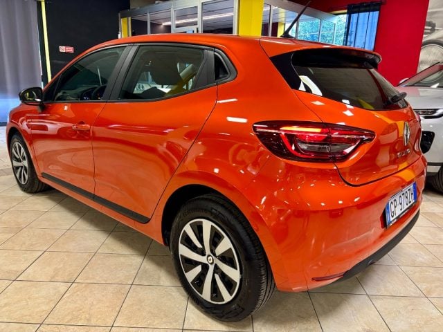 Renault Clio TCe 90 CV 5 porte OK NEOPATENTATO - UNIPRO - foto 4 di 14