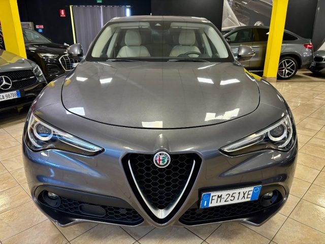 Alfa Romeo Stelvio 2.2 Turbodiesel 210 CV AT8 Q4 VELOCE - foto 2 di 4
