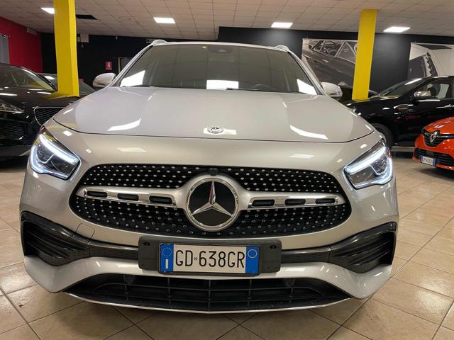 Mercedes-Benz GLA 200 d Automatic Premium - foto 2 di 16