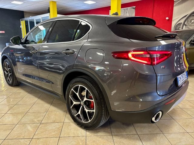 Alfa Romeo Stelvio 2.2 Turbodiesel 210 CV AT8 Q4 VELOCE - foto 4 di 4