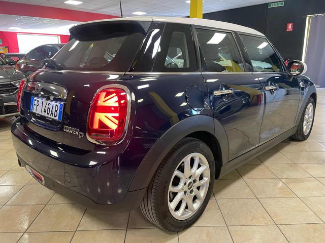 MINI Cooper D 1.5 Cooper D 5 porte *AUTOMATICO/LUCI/PDC* - foto 2 di 4