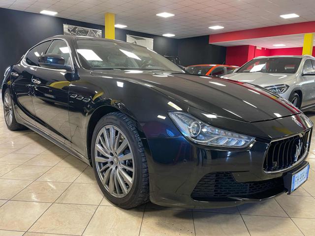 Maserati Ghibli V6 Diesel 275 CV*PELLE/NAVI/PDC*, del 2017, 144.000 km, in vendita a Bozzolo (MN)