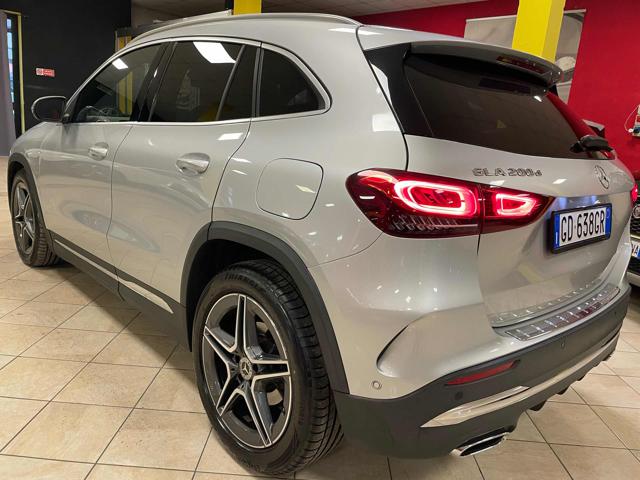 Mercedes-Benz GLA 200 d Automatic Premium - foto 4 di 4