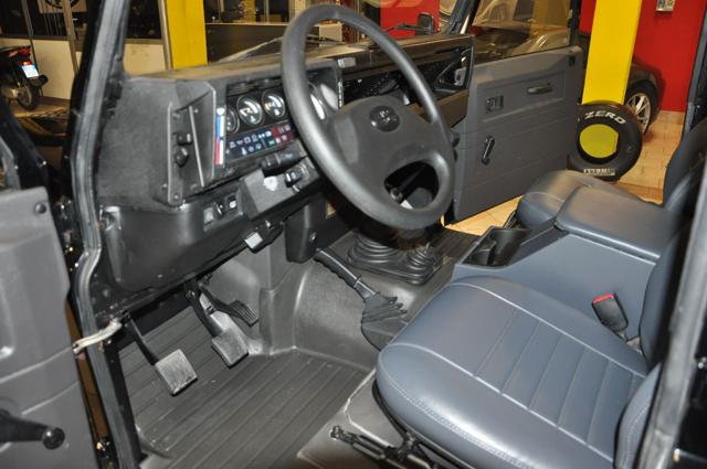 Land Rover Defender 90 2.5 300 Tdi 6 posti/pelle/ usato a BOZZOLO