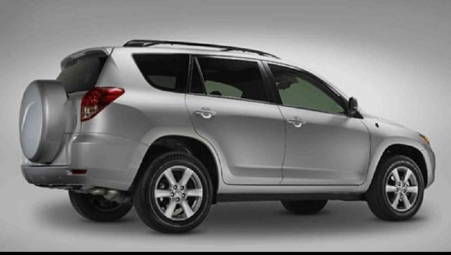 Toyota RAV 4 MY23 RAV4 Crossover 2.2 D-Cat A/T 150 CV Executive, del 2011, 193.000 km, in vendita a Bozzolo (MN)