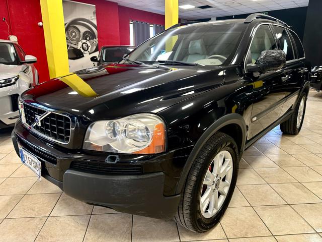 Volvo XC90 2.4 D5 185CV AWD 7 POSTI GANCIO TRAINO TETTO - foto 4 di 4