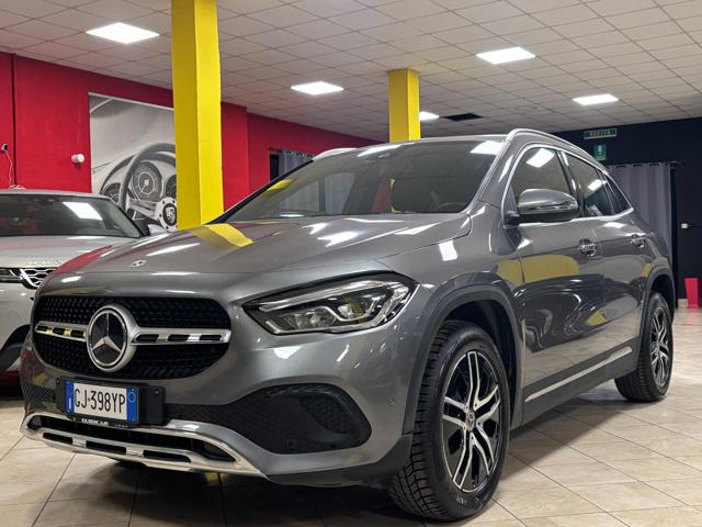 Mercedes-Benz GLA 200 D PREMIUM AUTO UNICA PROPRE - foto 2 di 4