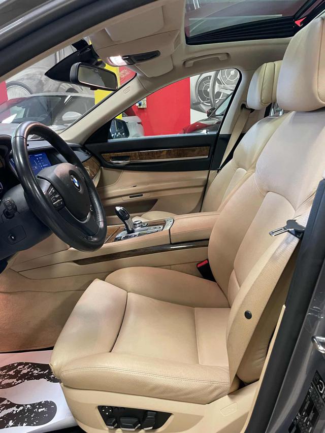 BMW 750 i Eccelsa **SOLO 85.000 KM ** - foto 4 di 4