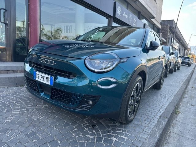 Fiat 600 Hybrid 110 CV DCT MHEV La Prima usato a SCAFATI