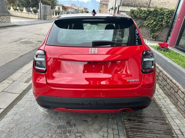 Fiat 600 Hybrid 110 CV DCT MHEV Icon - foto 4 di 4