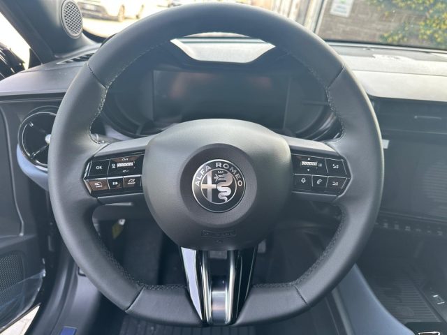 Alfa Romeo Junior 1.2 145 CV Hybrid eDCT6, in vendita a Scafati (SA)