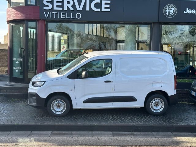 Fiat Doblo Dobl� 1.5 BlueHdi 100CV PC-TN Van - foto 4 di 4